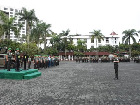 Mayjen Mohammad Fadjar Adik Irjen Krishna Murti Kini jadi Pangdam Siliwangi, Intip Momen Terima Pusaka Kujang