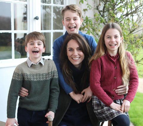 Heboh Kate Middleton Upload Edited Photo on Instagram for Mother's Day Celebration