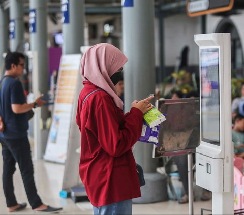 KAI Tambah 344 Perjalanan Kereta Api dari Stasiun Gambir dan Stasiun Pasar Senen, Cek Rutenya di Sini