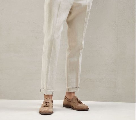 Recommendations for Outfits that Match Cream Shoes, Making You Look Handsome to the Max