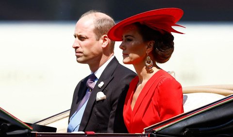 Bahkan, beberapa media dan agensi ternama yang telah menerbitkan foto Kate tersebut langsung menariknya kembali. Salah satunya adalah Agence France-Presse atau AFP.