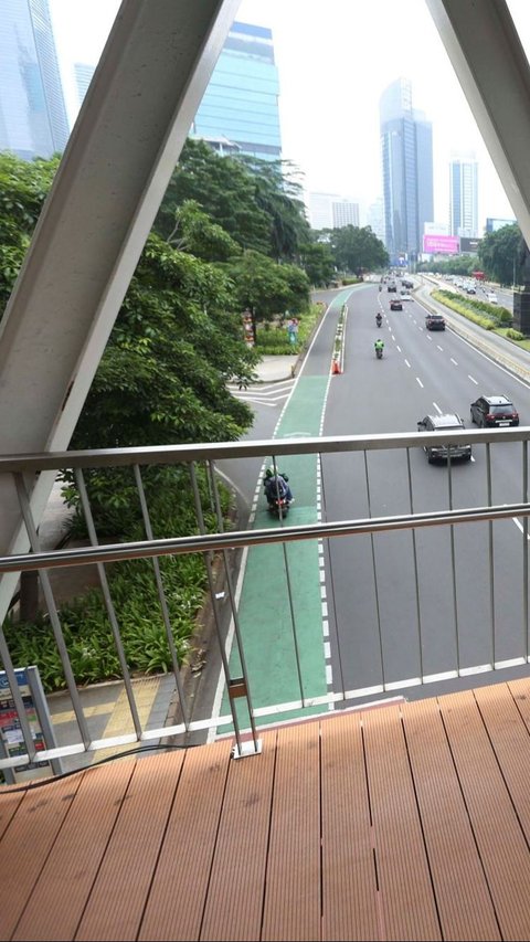 Kepolisian juga mengingatkan agar para pengendara tetap waspada dan tidak melanggar aturan, meskipun jalan tampak sepi. Foto: Liputan6.com / Angga Yuniar