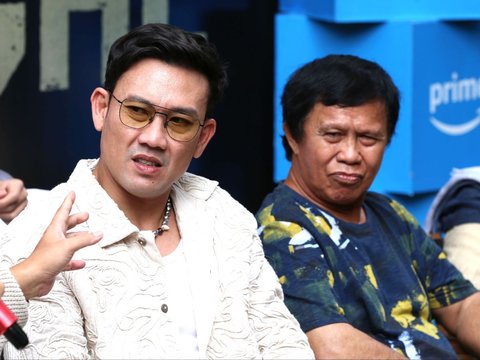 Portraying Boxing Legend Ellyas Pical, Denny Sumargo Loses 13 Kg