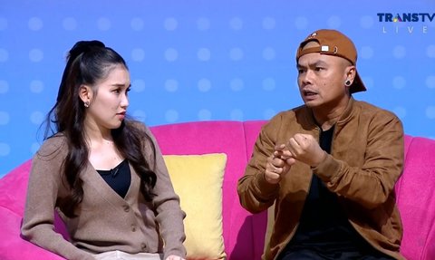 Intip Reaksi Ayu Ting Ting, Lesti Kejora, dan Komeng yang Makin Puas karena Shopee Hadirkan Garansi Tepat Waktu