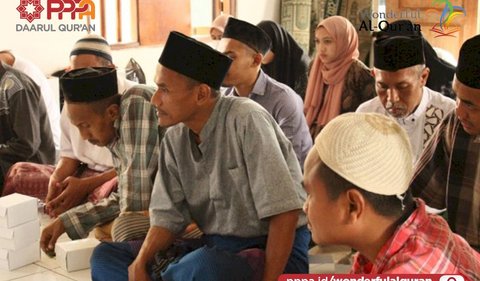 Pondok Pesantren At-Tauhid secara resmi menjadi pondok rehabilitasi narkoba sejak 2004.<br>