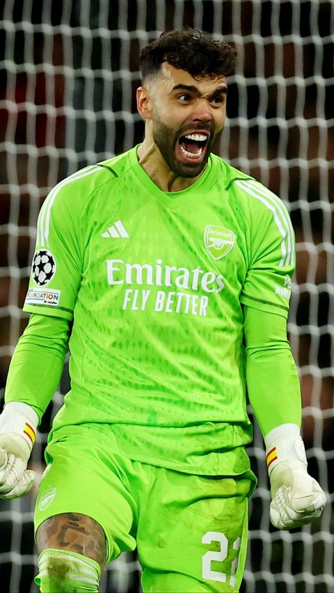 David Raya bahkan terpilih menjadi pemain terbaik dari kemenangan Arsenal atas Porto dengan skor 1-0 (4-2 pen). REUTERS