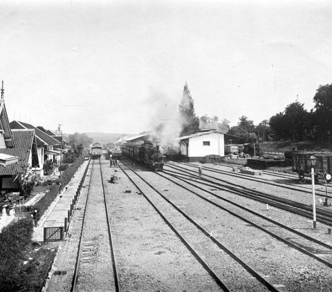 Melihat Keunikan Stasiun Gundih di Grobogan, Bangunan Klasik Bergaya Arsitektur Indische Empire