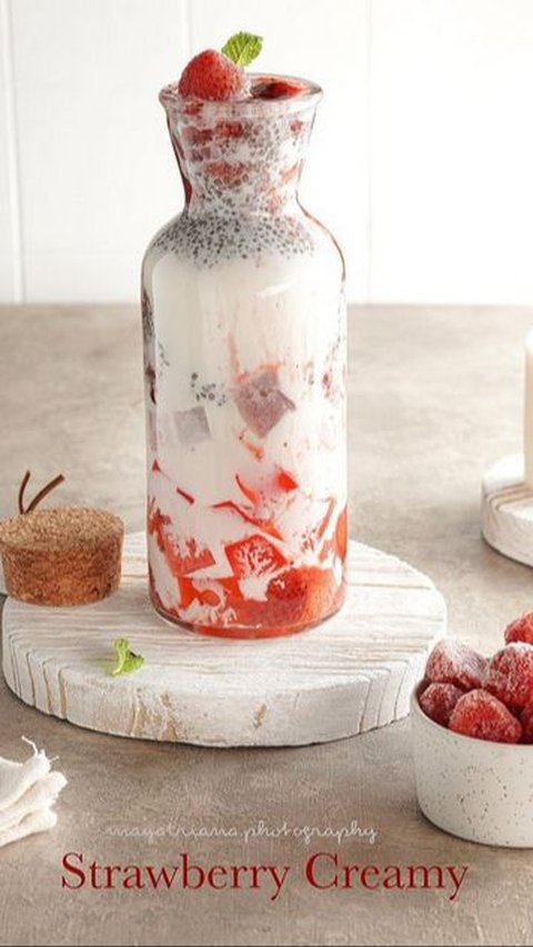 10. Resep Menu Takjil Buka Puasa: Strawberry Creamy<br>