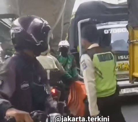 Viral Keributan Pemotor dengan Sekuriti di Setiabudi Jaksel, Begini Kata Polisi