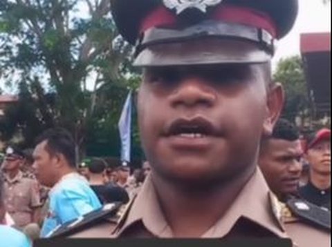 Pelantikan Bintara Ini Tak Dihadiri Ortu, Didatangi Komandan Sosoknya Ungkap Alasan yang Bikin Haru