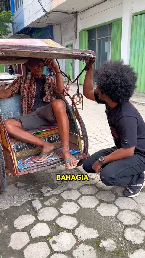 Rawat Anak Yatim Meski Hidup Pas-pasan, Momen Tukang Becak Dapat Bantuan dari Orang Baik Ini Viral