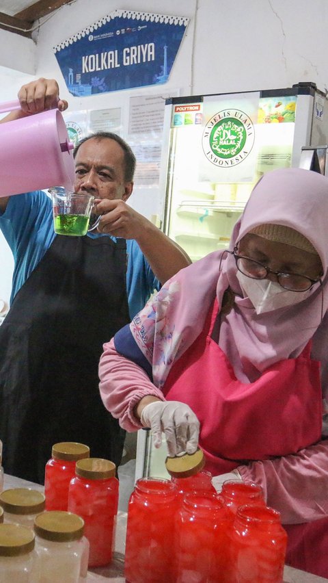 Saat Ramadan, produksi Kolkal Griya melonjak dua kali lipat karena naiknya permintaan. Merdeka.com/Arie Basuki