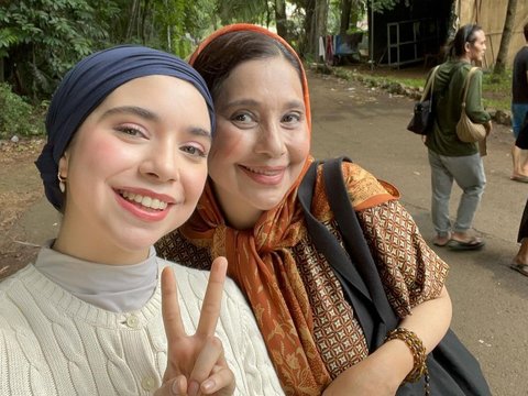 Sama-sama Cantik, ini Potret Kebersamaan Ayu Azhari dan Putrinya Isabel yang Parasnya Mirip Banget