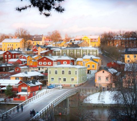 Tak Hanya Sekolah Gratis, Ini yang Bikin Finlandia Jadi Negara Paling Bahagia