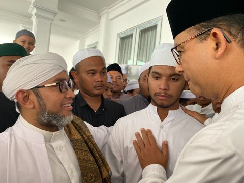 Ribuan Pelayat Padati Rumah Habib Hasan bin Jafar Assegaf, Ada Anies Baswedan