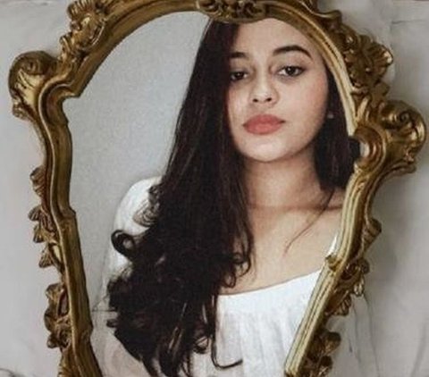 10 Portraits of Layla Syafira, Comedian Kadir's Daughter, with Sensual Lips, Beautiful Like an Arabian Princess