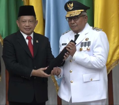 Bustami Hamzah Resmi Jabat Pj Gubernur Aceh, Gantikan Achmad Marzuki