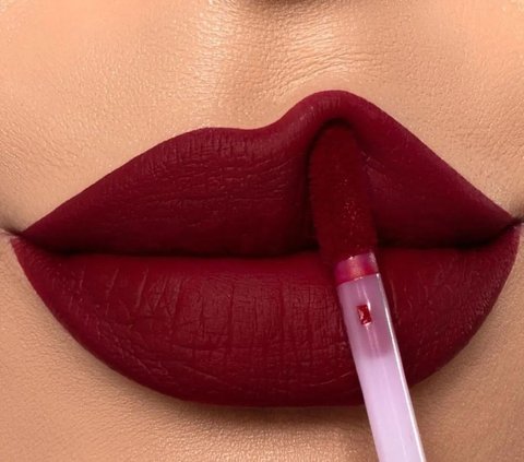 Recommended Lipstick Brands Suitable for Dark Lips Latest 2024