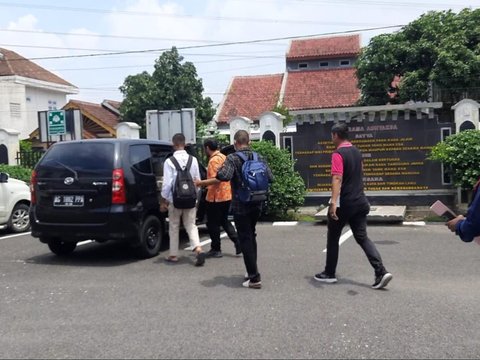 Berkas Dua Tersangka Penganiayaan Santri di Kediri Diserahkan ke Kejari, Sisanya Masih Diproses