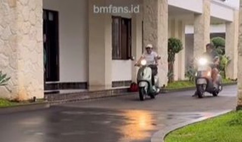 Kasad dan Istri Motoran