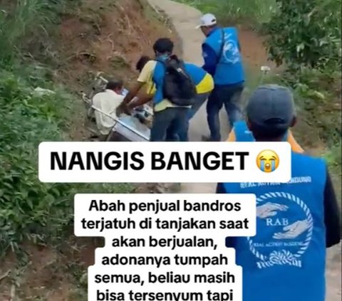 Viral Momen Pilu Bapak Penjual Bandros Terjatuh, Adonannya Tumpah Semua