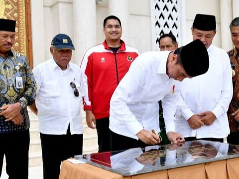 Jokowi Naikkan Tukin Pegawai Kementerian PUPR, Menteri Basuki Tertinggi Kantongi Rp62 Juta per Bulan