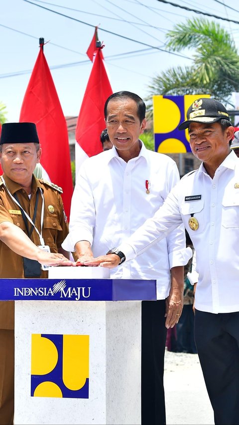 Jokowi Resmikan Pembangunan Jalan Daerah Senilai Rp868 Miliar di Sumatera Utara