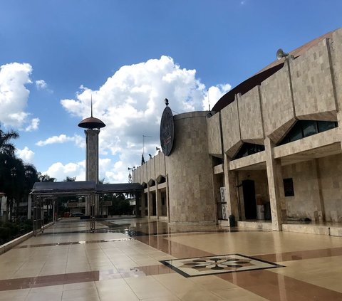 Potret Masjid Kebanggaan Banjarmasin, Perpaduan Gaya Timur Tengah dan Kalimantan Berdiri di Tanah Bekas Asrama Tentara Kolonial