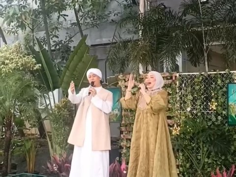 Potret Reza Artamevia Tampil Berhijab Bikin Pangling, Minta Didoakan Agar Istiqomah