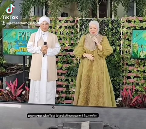 Potret Reza Artamevia Tampil Berhijab Bikin Pangling, Minta Didoakan Agar Istiqomah