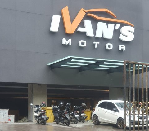 Respons Ivan’s Motor soal Tragedi Xpander Tabrak Porsche Senilai Rp8,9 M di Showroom Mewah PIK