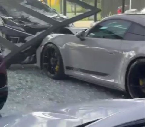 Respons Ivan’s Motor soal Tragedi Xpander Tabrak Porsche Senilai Rp8,9 M di Showroom Mewah PIK