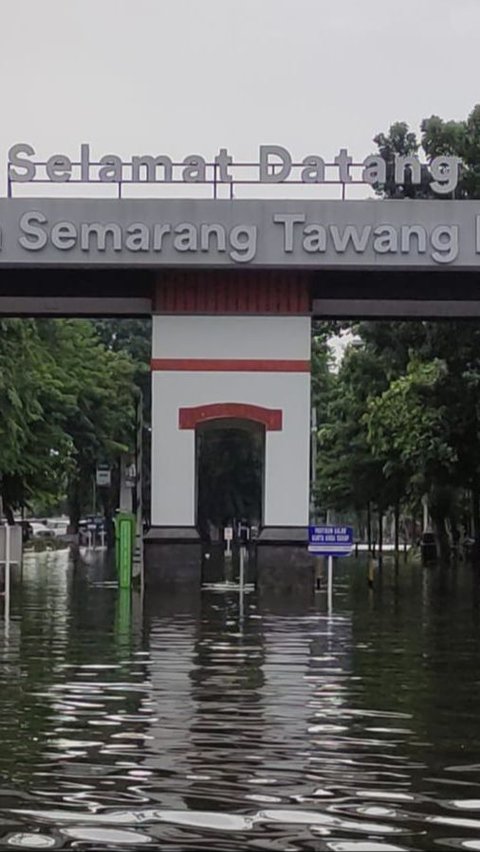Banjir Surut, Stasiun Semarang Tawang Kembali Beroperasi
