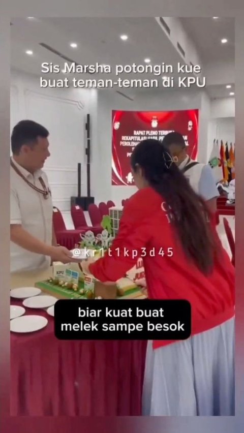 Viral Video PSI Celebrating the Chairman of KPU's Birthday