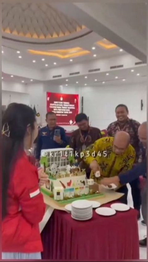 Viral Video PSI Celebrating the Chairman of KPU's Birthday