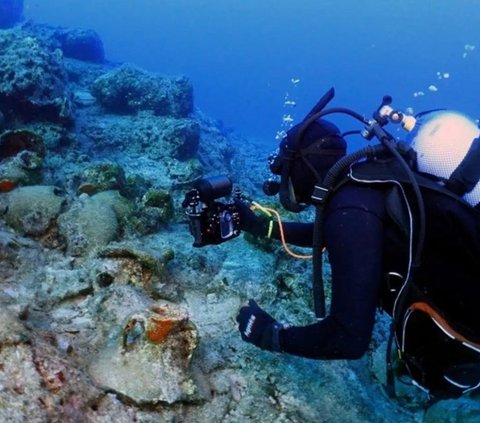 Menyelam Hingga 47 Meter Di Bawah Laut, Penyelam Temukan 10 Bangkai Kapal Kuno dari Zaman Romawi Sampai Perang Dunia