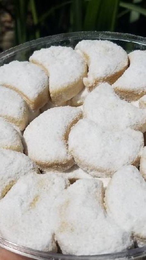 1. Kue Putri Salju Ukuran 1 Kg