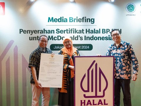 McD Indonesia Becomes the First Restaurant to Obtain the Halal Certificate Throughout the BPJPH Ministry of Religious Affairs