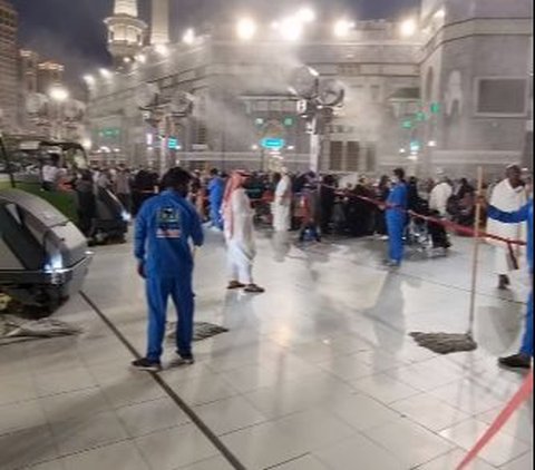 Gercepnya Petugas Kebersihan di Masjidil Haram, Sat Set Bertugas Area Langsung Bersih Usai Waktu Berbuka Puasa
