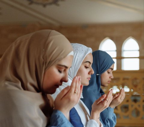 Signs of Women Whose Prayers Are Not Accepted by Allah SWT, Don't Let You Be in This Group