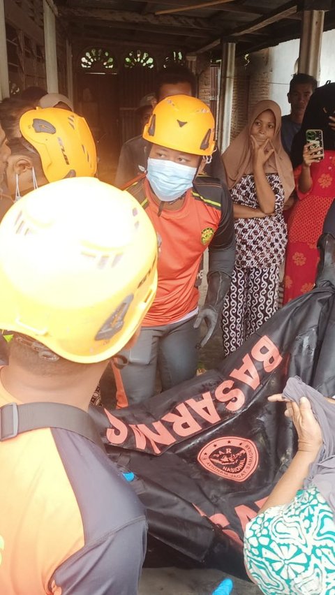 Korban Banjir dan Longsor di Pesisir Selatan Bertambah, Total 25 Meninggal dan 4 Dalam Pencarian