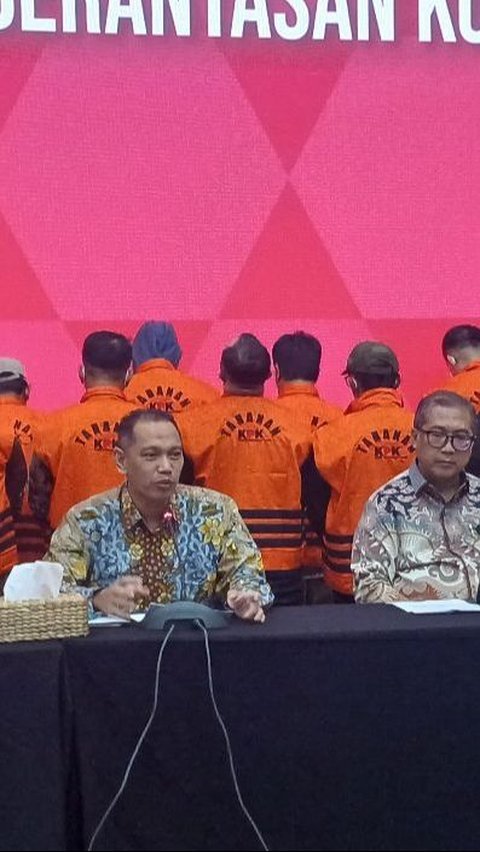 Kasus Pungli Tahanan KPK, Kepala Rutan dan 14 Bawahannya Dijebloskan ke Rutan Polda Metro Jaya