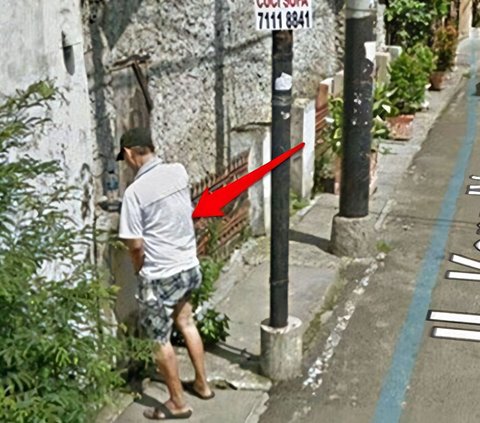 15 Funny and Absurd Moments of Indonesian Citizens Captured by Google Street View, No 14 Gives Chills
