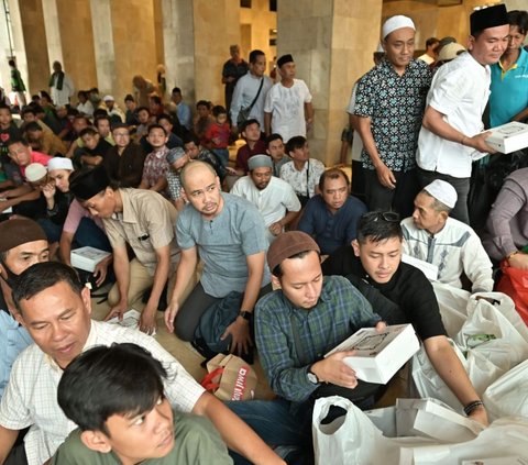 FOTO: Berbagi Berkah Ramadan, Unilever Indonesia dan Baznas Gelar Buka Puasa Akbar di Masjid Istiqlal