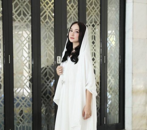 Cantik Banget, Potret Laura Moane Pacar Al Ghazali Tampil Berkerudung yang Bikin Pangling