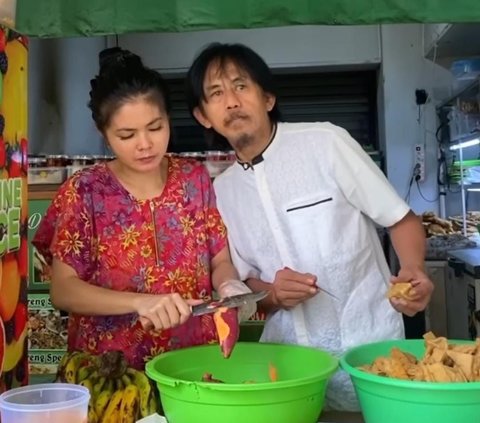 Laris Manis, Epy Kusnandar Pemeran Preman Pensiun dan Istri Jualan Takjil di Bazar Ramadan