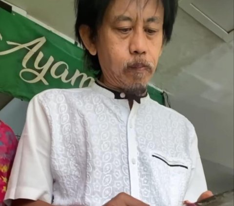 Laris Manis, Epy Kusnandar Pemeran Preman Pensiun dan Istri Jualan Takjil di Bazar Ramadan