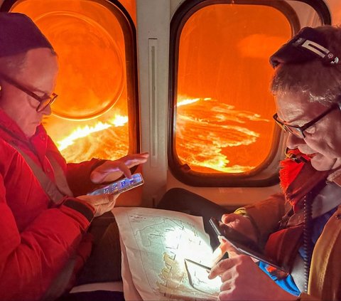 FOTO: Penampakan Letusan Keempat Gunung Berapi di Islandia Ciptakan Celah Baru, Cahaya Lava Bikin Langit Malam Terang Berwarna Oranye