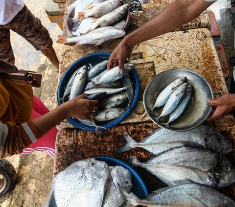 Foto: KKP Sebut Ketersediaan Ikan Selama Ramadan hingga Idulfitri Aman