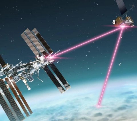 Dari Jarak 10 Juta Mil di Luar Angkasa, NASA Mengirimkan Pesan ke Bumi Pakai Laser